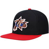 Philadelphia 76ers Hardwood Classics Team Two-Tone 2.0 Snapback Hat Black/Red - NBA