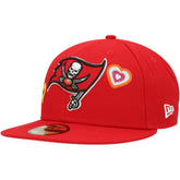Tampa Bay Buccaneers New Era Chain Stitch Heart 59FIFTY Fitted Hat Scarlet | NFL