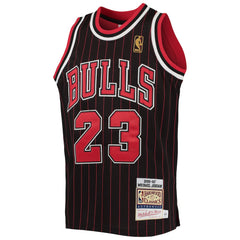 Michael Jordan Chicago Bulls Youth 1996-97 Hardwood Classics Authentic Jersey Black/Red - NBA