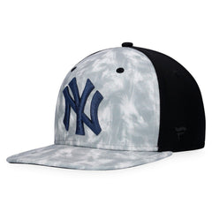 New York Yankees Majestic Smoke Dye Snapback Hat - MLB