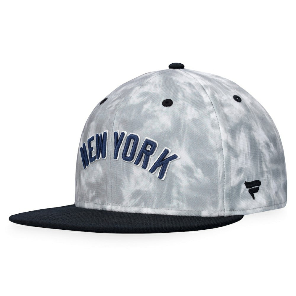 New York Yankees Fanatics Smoke Dye Fitted Hat - MLB