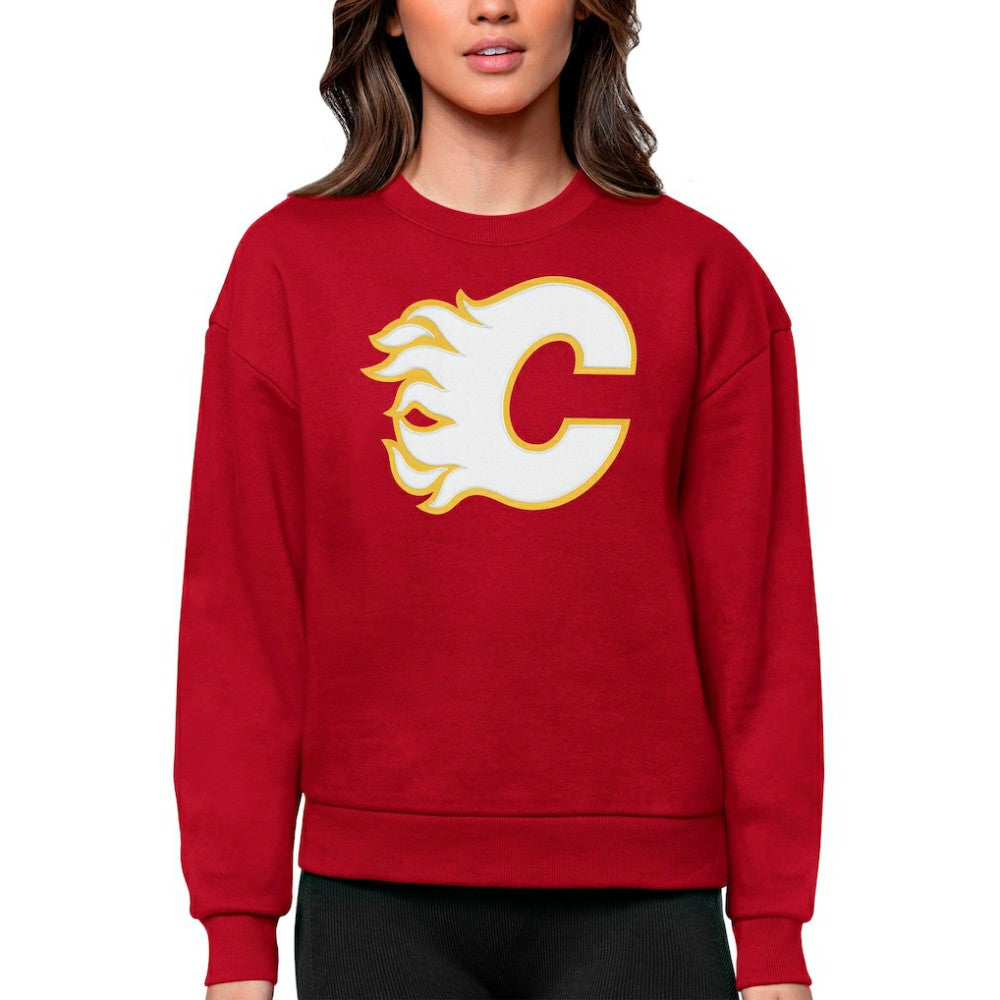 Calgary Flames Antigua Women's Team Logo Victory Crewneck Pullover Sweatshirt - Red - NHL