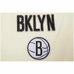 Brooklyn Nets Pro Standard Women's Retro Classic Cropped Boxy T-Shirt Cream - NBA