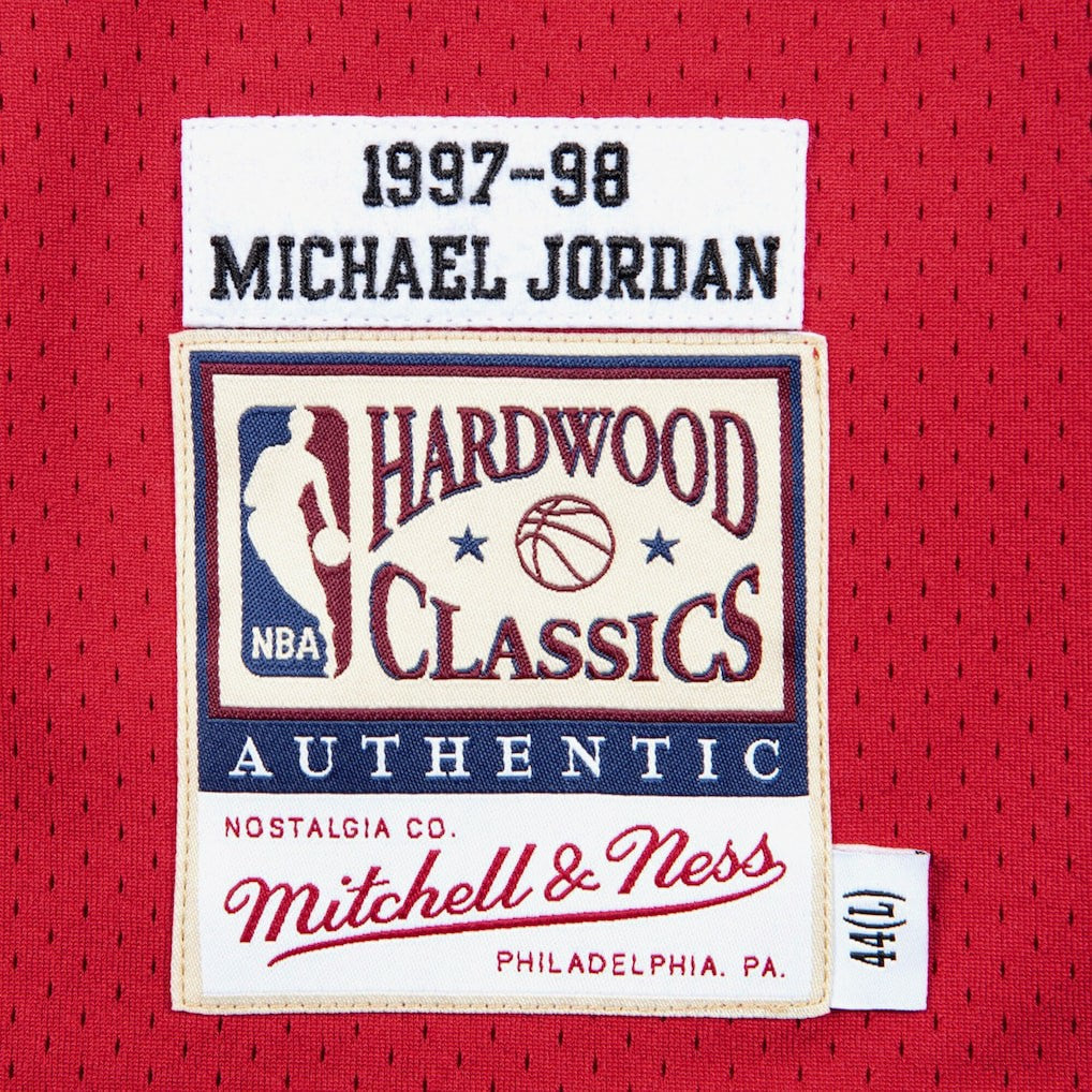Chicago Bulls Authentic Jersey Road Finals Michael Jordan 1997-98 - NBA