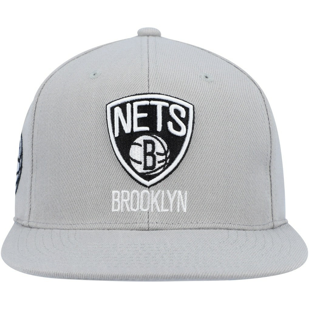 Brooklyn Nets Side Core 2.0 Snapback Hat Gray - NBA
