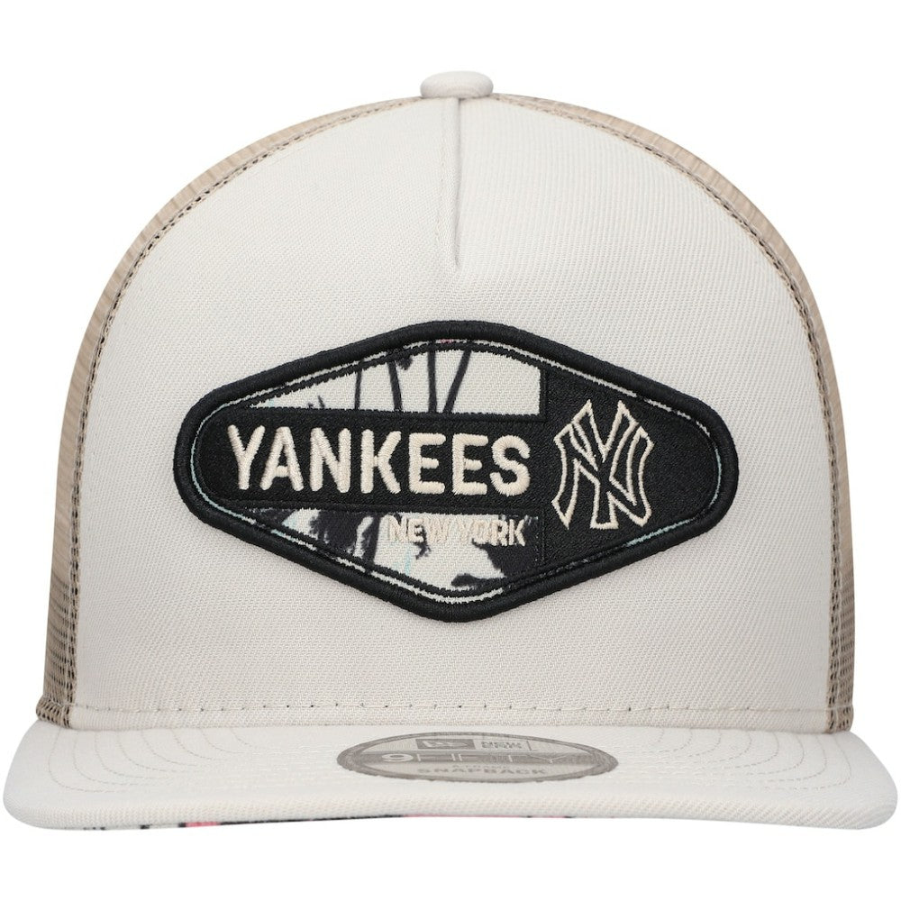 New York Yankees New Era Retro Beachin' Patch A-Frame Trucker 9FIFTY Snapback Hat - MLB