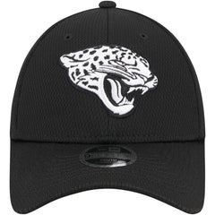 Jacksonville Jaguars New Era Youth Main B-Dub 9FORTY Adjustable Hat Black | NFL