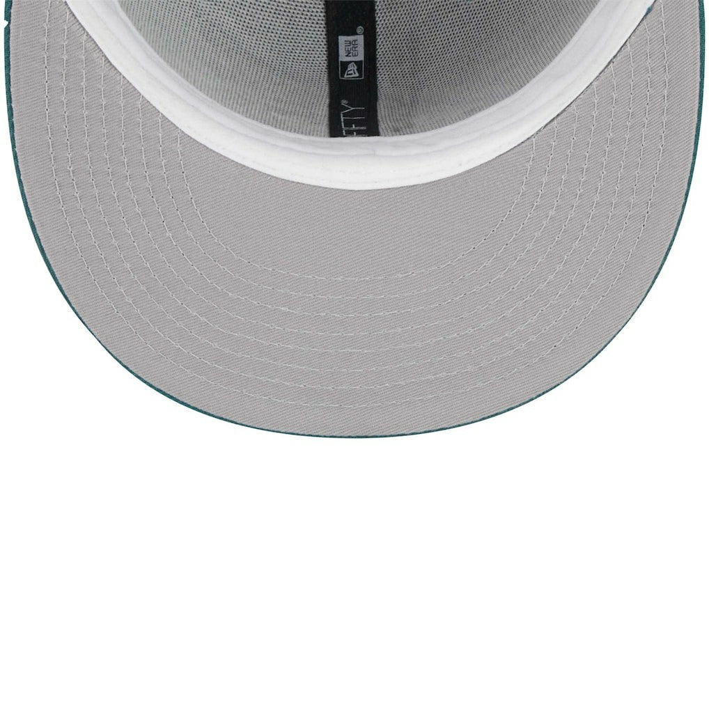 Philadelphia Eagles New Era Youth Main 59FIFTY Fitted Hat Midnight Green | NFL