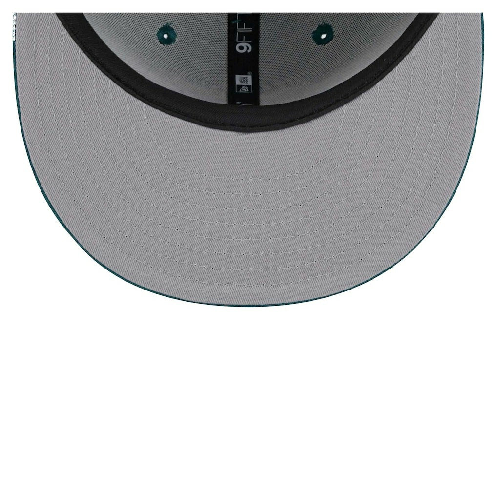Philadelphia Eagles New Era Main Script 9FIFTY Snapback Hat Midnight Green | NFL