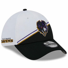 Baltimore Ravens New Era 2023 Sideline 39THIRTY Flex Hat White/Black | NFL