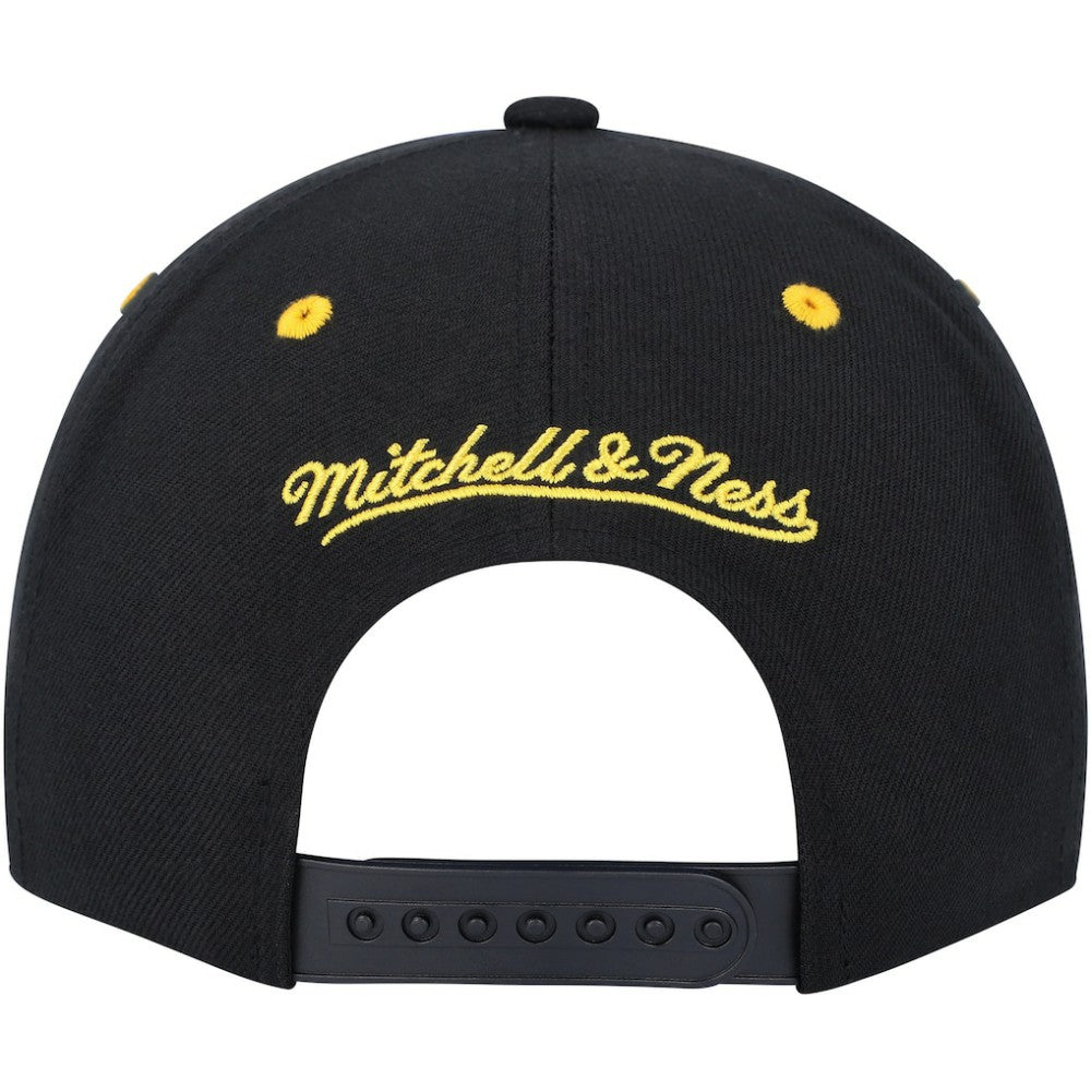 Boston Bruins Mitchell & Ness LOFI Pro Snapback Hat - Black - NHL