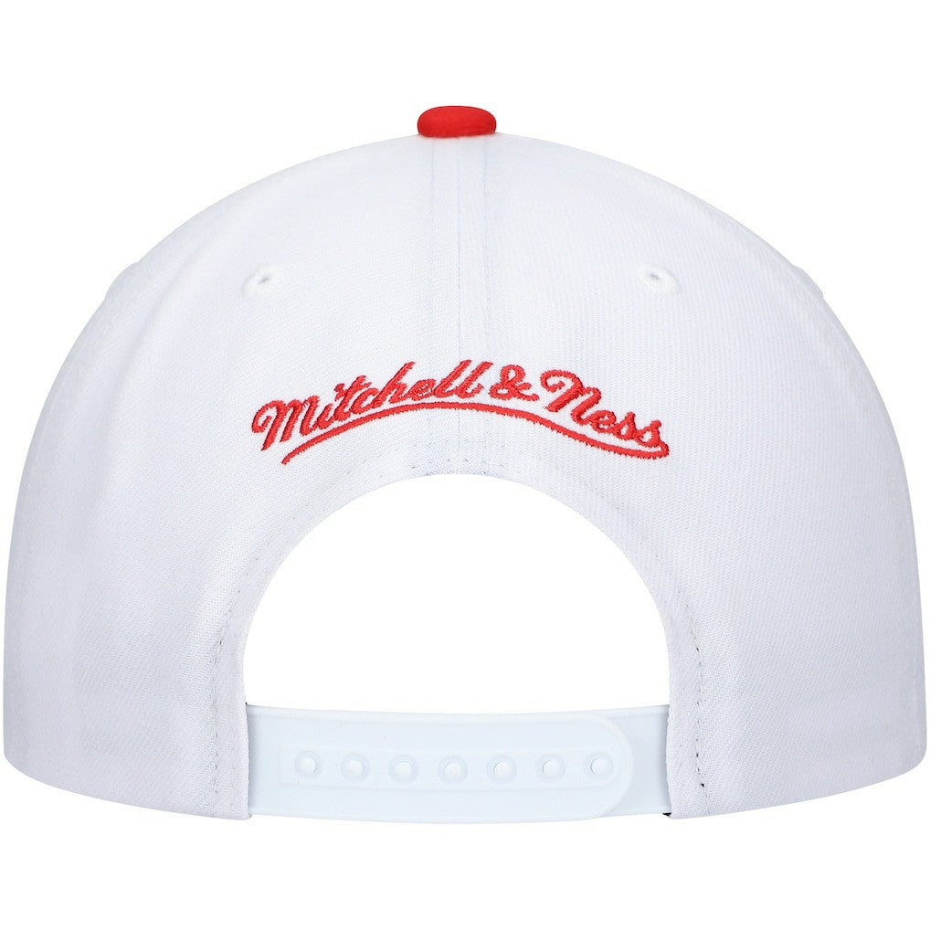 Chicago Bulls Hardwood Classics Core 2-Tone 2.0 Pro Snapback Hat White/Red - NBA