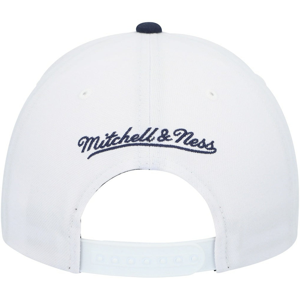 Dallas Mavericks Hardwood Classics Core 2-Tone 2.0 Pro Snapback Hat White/Navy - NBA