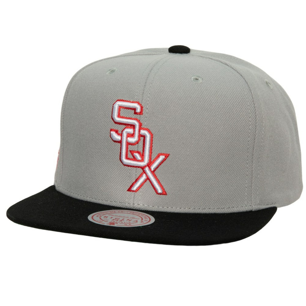 Chicago White Sox Mitchell & Ness Cooperstown Collection Away Snapback Hat - MLB