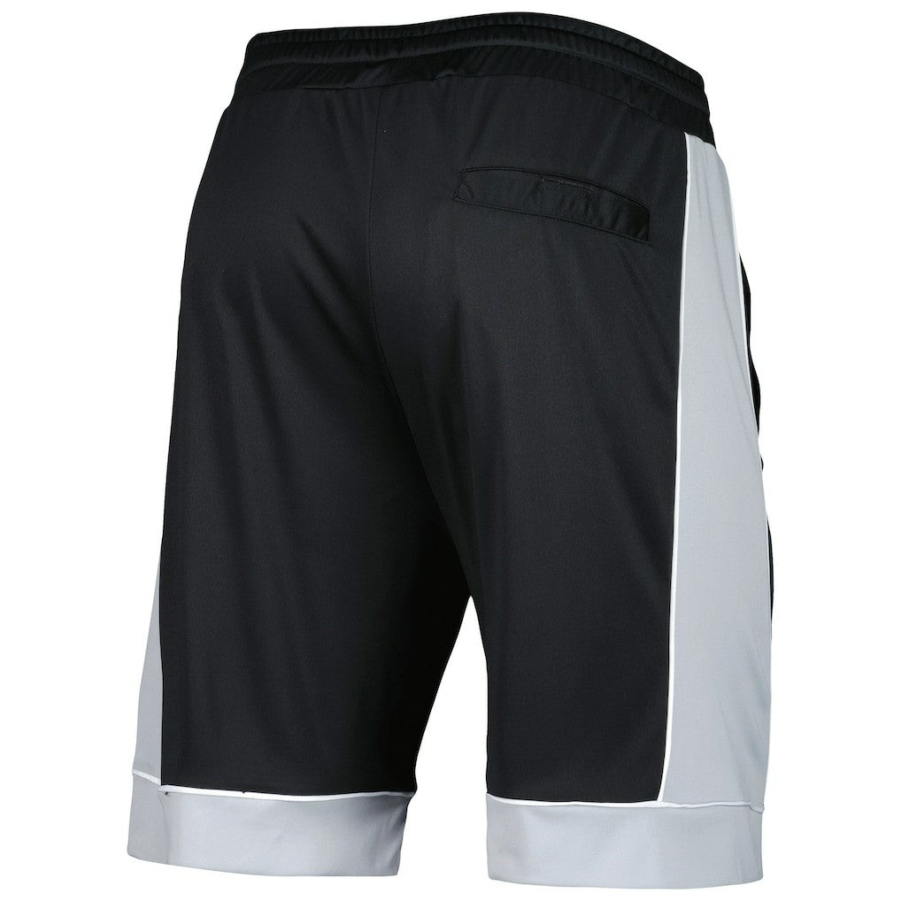 Las Vegas Raiders G-III Sports by Carl Banks Fan Favorite Fashion Shorts -Black/Silver | NFL