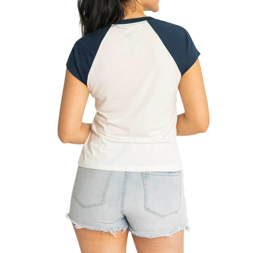 Atlanta Braves Lusso Women's Nikki Raglan T-Shirt - MLB