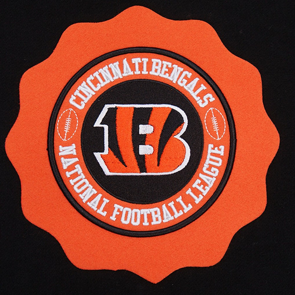 Cincinnati Bengals Pro Standard Crest Emblem Pullover Sweatshirt Black | NFL