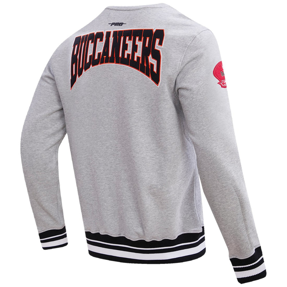 Tampa Bay Buccaneers Pro Standard Crest Emblem Pullover Sweatshirt Heather Gray | NFL