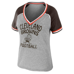 Cleveland Browns WEAR by Erin Andrews Women's Cropped Raglan Throwback V-Neck T-Shirt Heather Gray | NFL