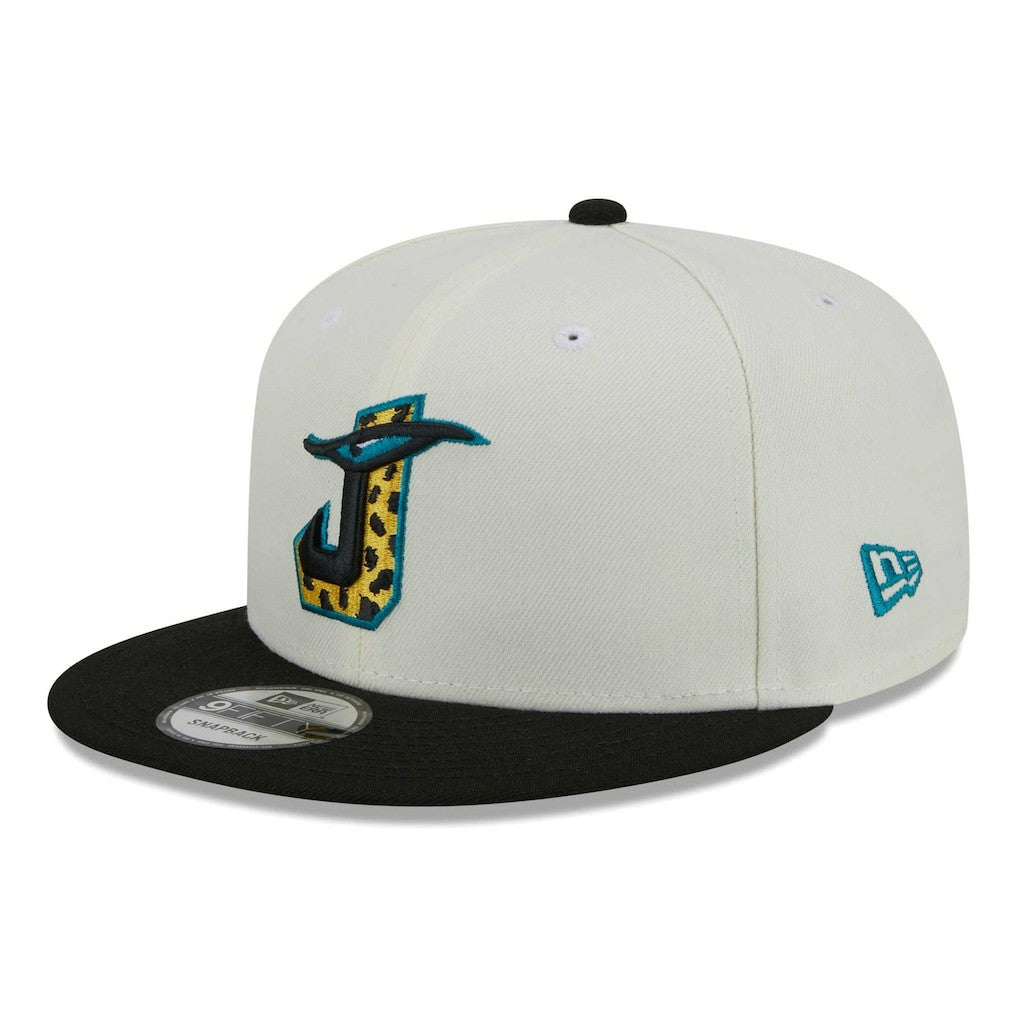 Jacksonville Jaguars New Era City Originals 9FIFTY Snapback Hat Cream/Black | NFL