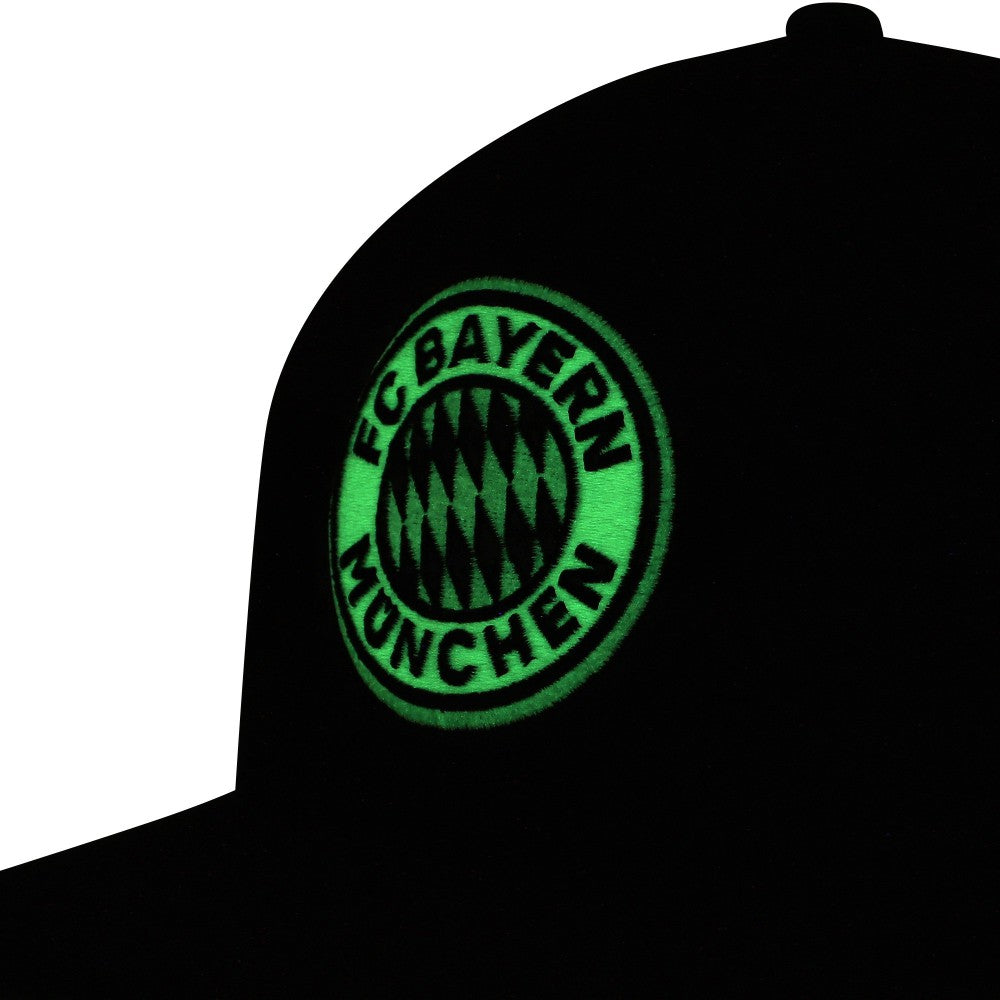 Bayern Munich America's Game Snapback Hat Scarlet - FIFA World CUP