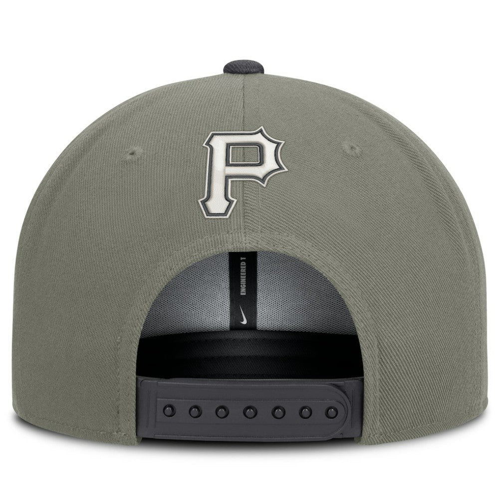 Pittsburgh Pirates Nike Pro Dri-FIT Snapback Hat - MLB