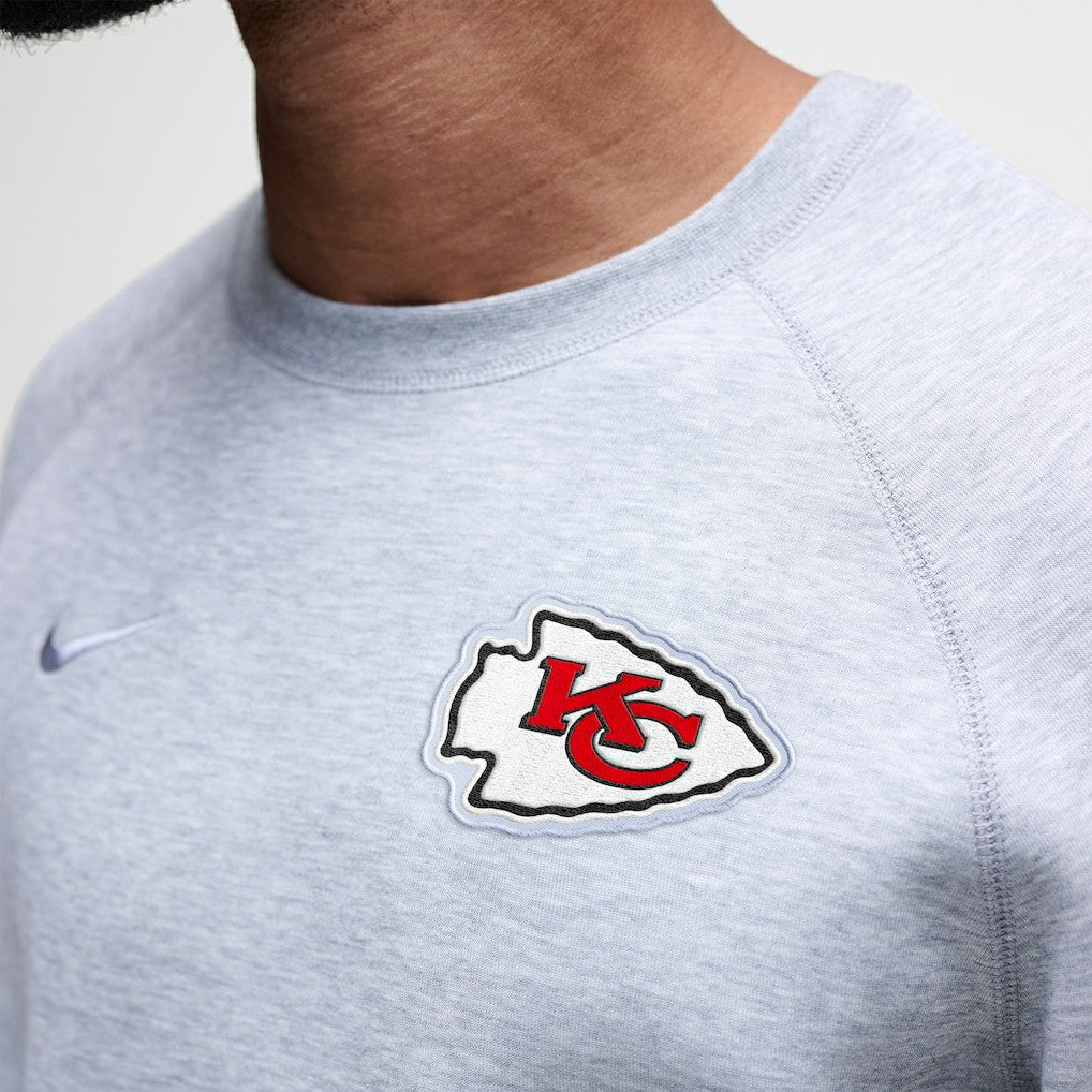 Kansas City Chiefs Tech Fleece Raglan Sweatshirt Heather Gray | Nike for Sale