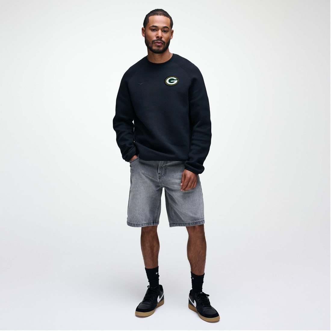 Green Bay Packers Tech Fleece Raglan Sweatshirt Black | Nike for Sale