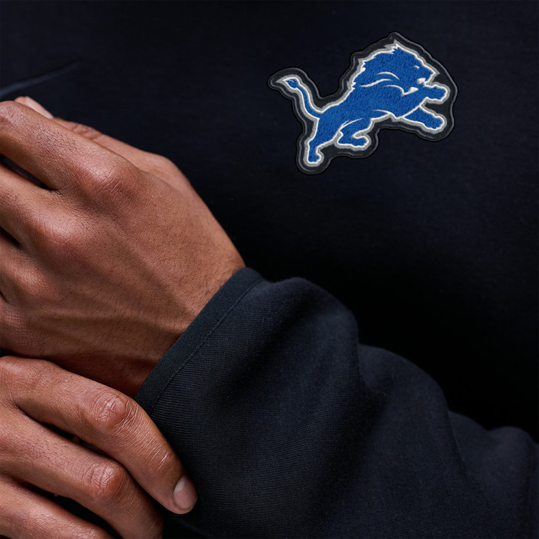 Detroit Lions Tech Fleece Raglan Sweatshirt Black | Nike for Sale