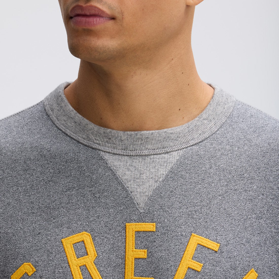 Green Bay Packers IconicFleece Pocket Sweatshirt Athletic Heather Gray | Fanatics