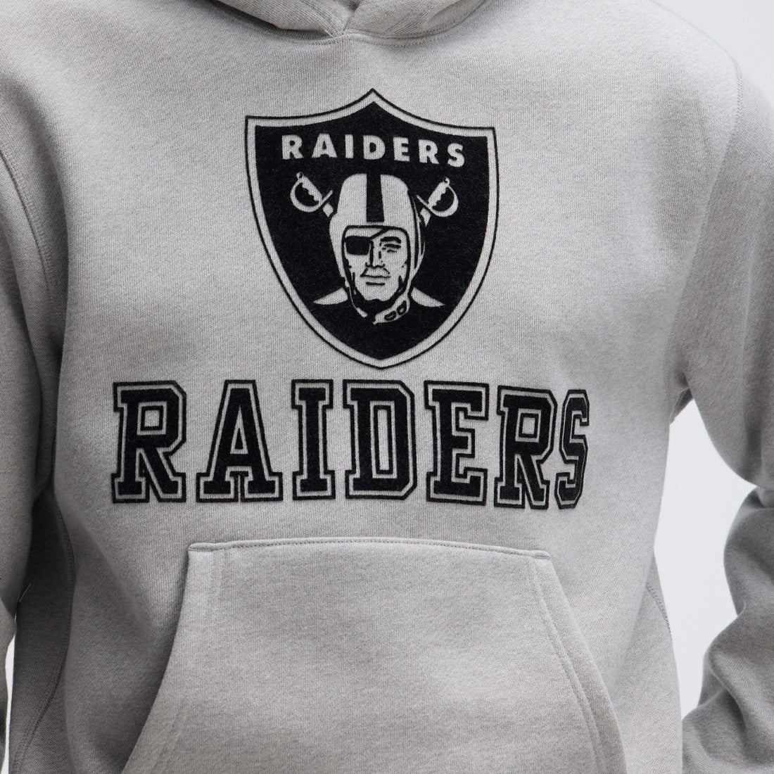 Las Vegas Raiders IconicFleece Flocked Hoodie Heather Gray | Fanatics