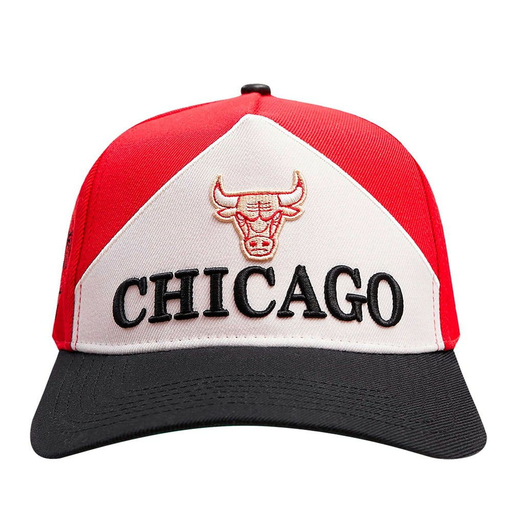 Chicago Bulls Pro Standard Pinch Chevron Adjustable Hat Red/Black - NBA