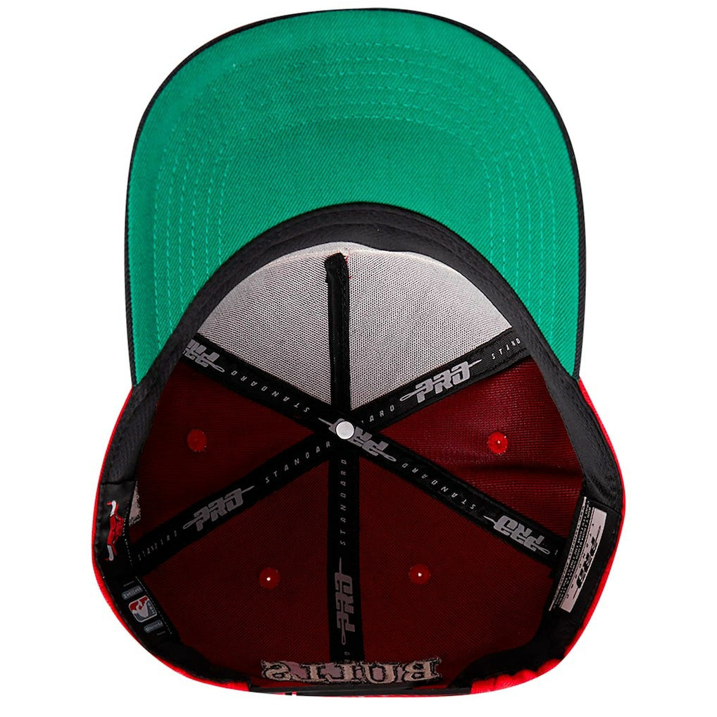 Chicago Bulls Pro Standard Pinch Chevron Adjustable Hat Red/Black - NBA
