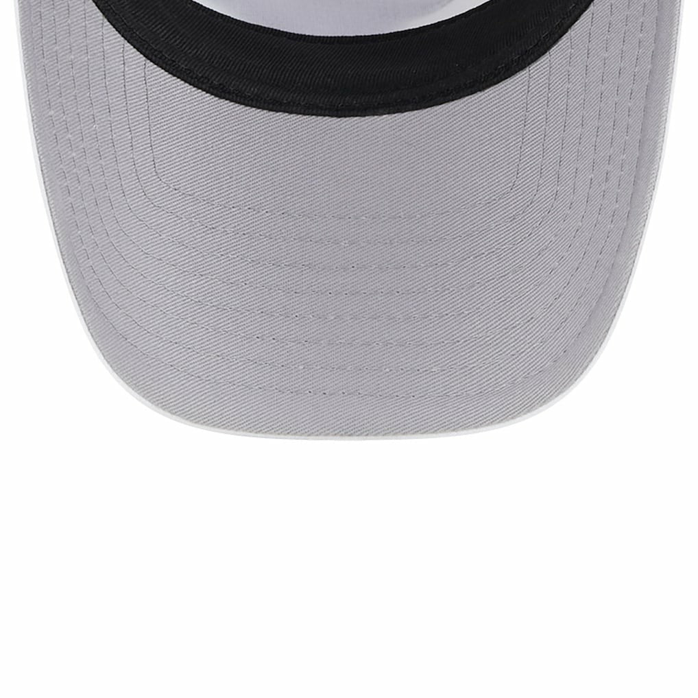 Chicago Bulls Court Sport Foam A-Frame 9FORTY Adjustable Trucker Hat White/Black - NBA