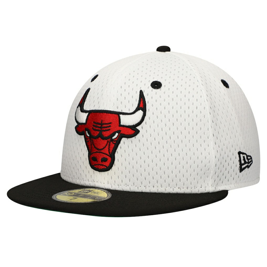 Chicago Bulls Throwback 2Tone 59FIFTY Fitted Hat White/Black - NBA