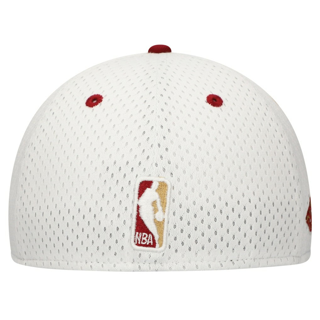 Cleveland Cavaliers Throwback 2Tone 59FIFTY Fitted Hat White/Wine - NBA