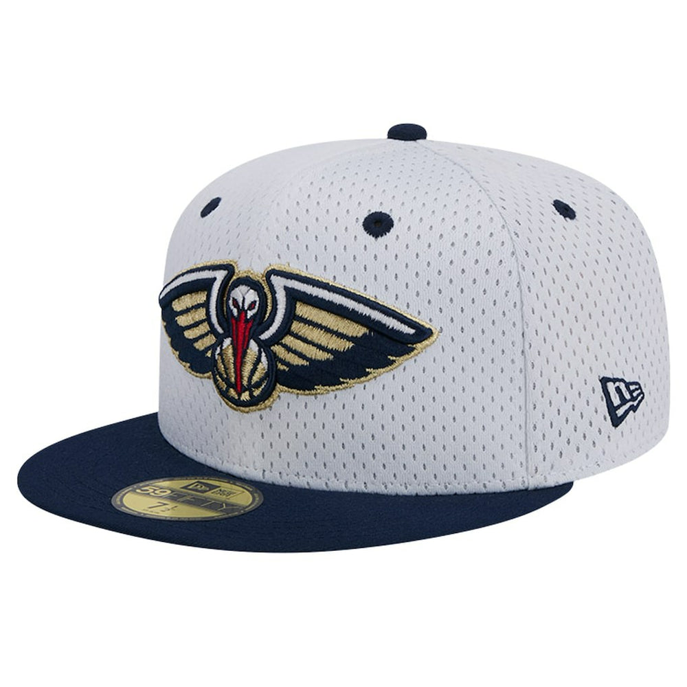 New Orleans Pelicans Throwback 2Tone 59FIFTY Fitted Hat White/Navy - NBA