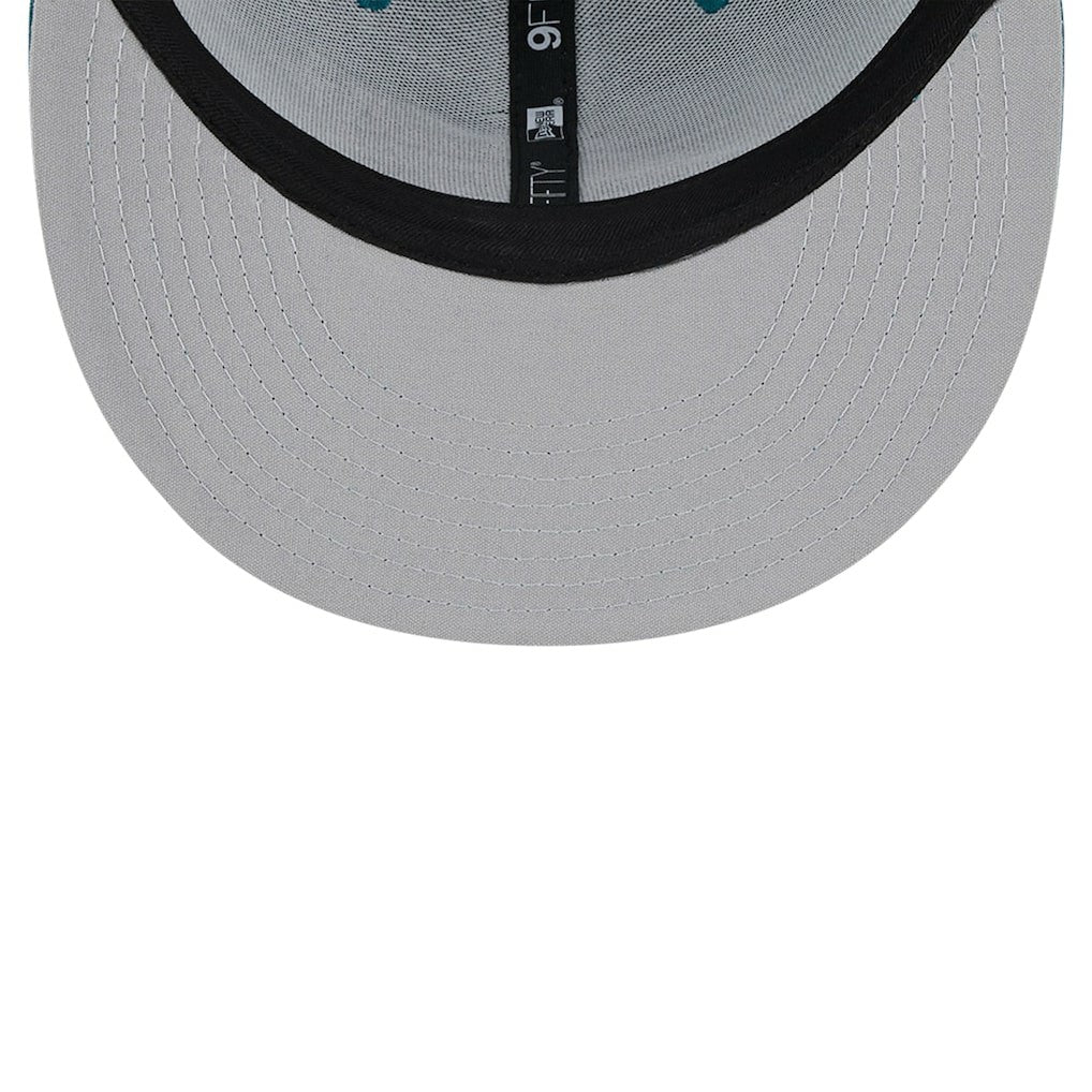 Philadelphia Eagles New Era Main Trucker 9FIFTY Snapback Hat Midnight Green | NFL