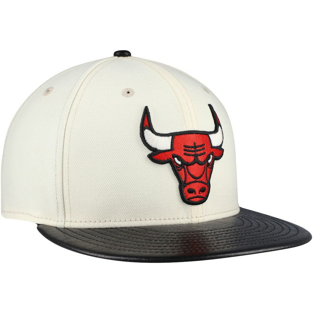 Chicago Bulls Faux Leather Visor Two-Tone 59FIFTY Fitted Hat Cream/Black - NBA