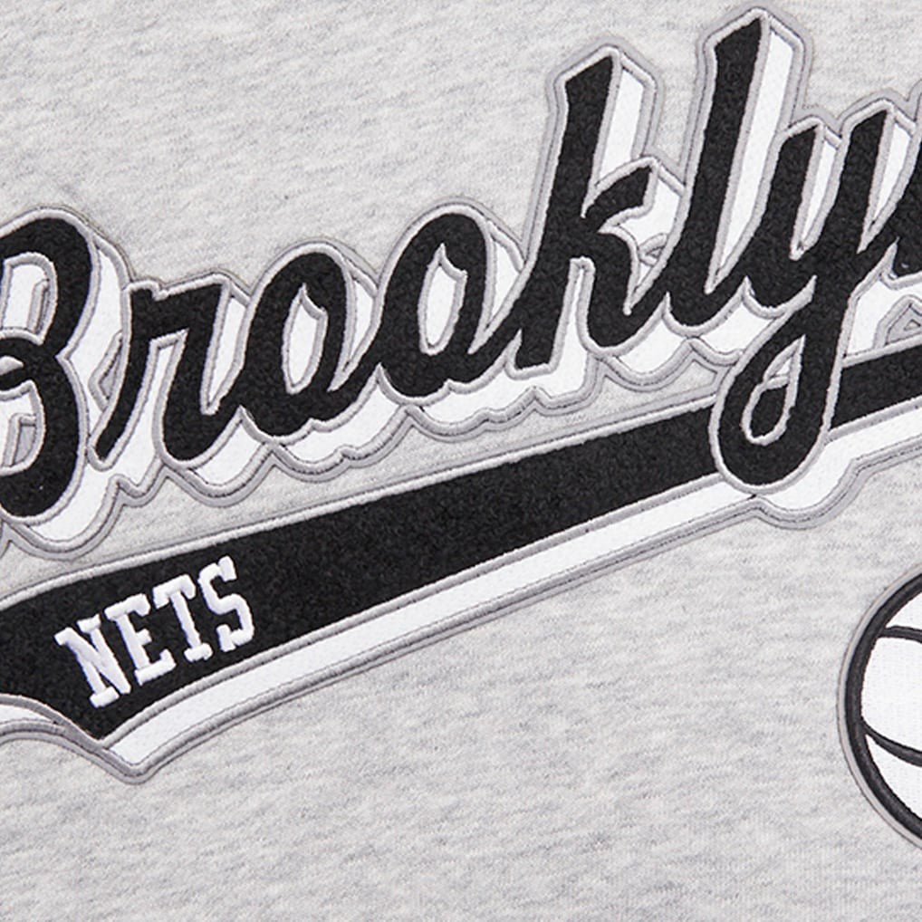 Brooklyn Nets Pro Standard Women's Script Tail Cropped Pullover Hoodie Heather Gray - NBA