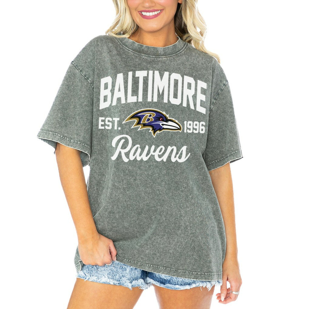 Baltimore Ravens Gameday Couture Women's Tackle Titan Boyfriend Washed T-Shirt Gray | NFL