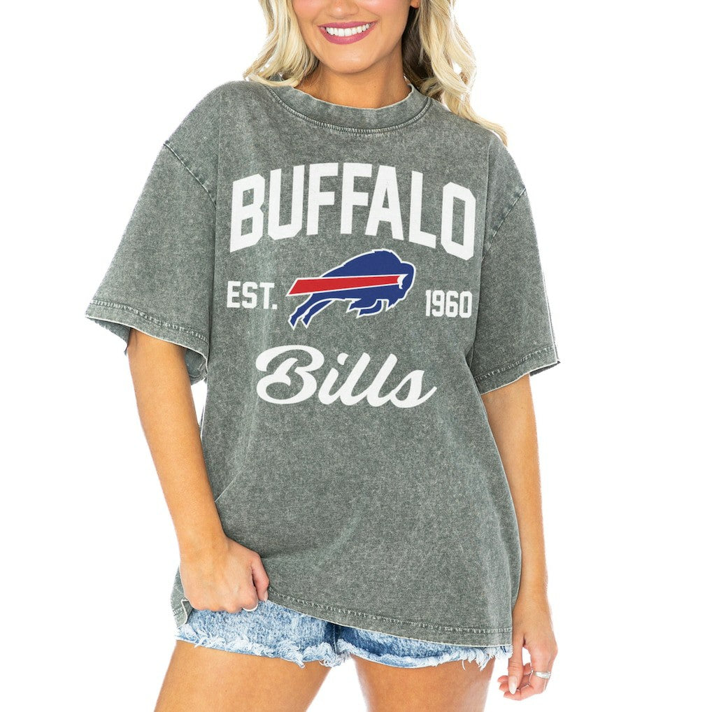 Buffalo Bills Gameday Couture Women's Tackle Titan Boyfriend Washed T-Shirt Gray | NFL