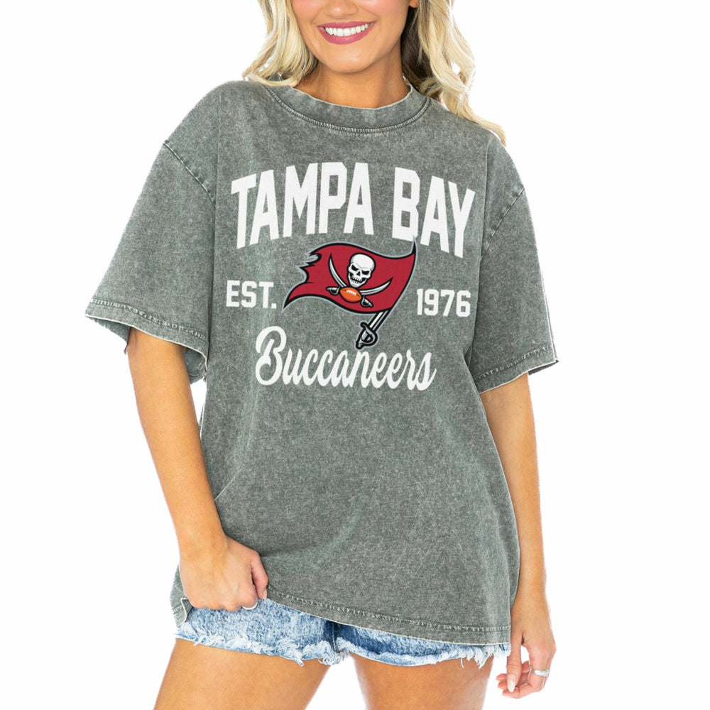 Tampa Bay Buccaneers Gameday Couture Women's Tackle Titan Boyfriend Washed T-Shirt Gray | NFL