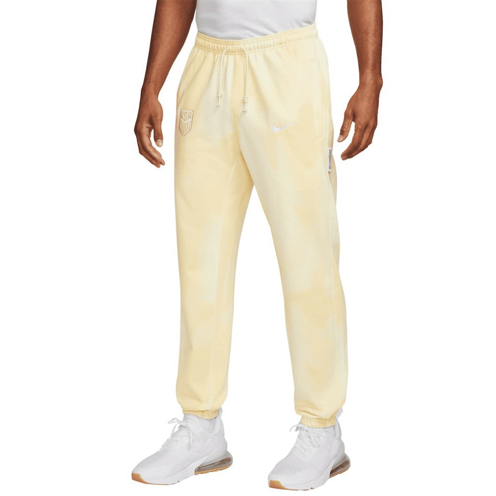 USMNT Standard Issue Performance Pants Cream | Nike Online
