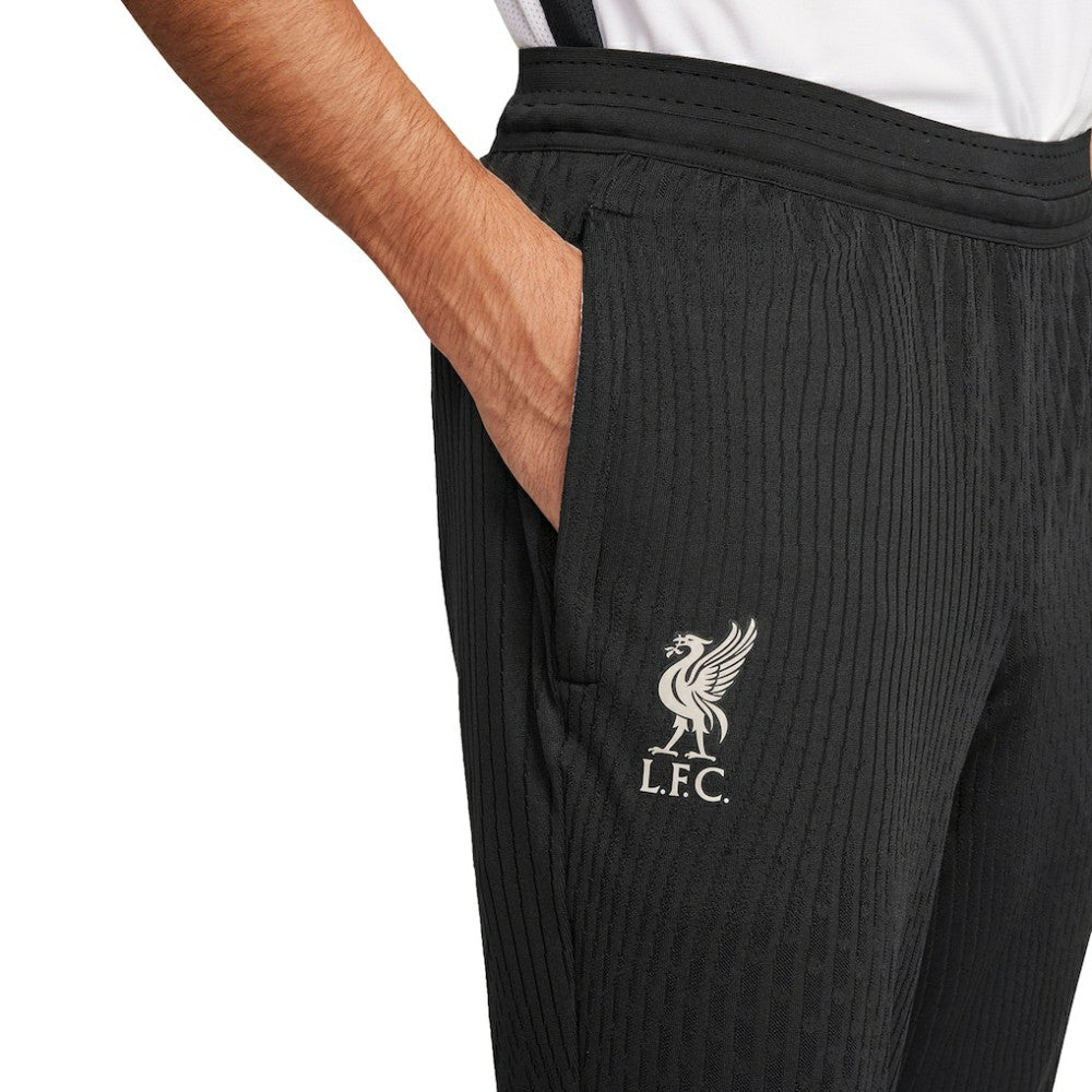 Liverpool 2024/25 Advance Strike Pants Black | Nike