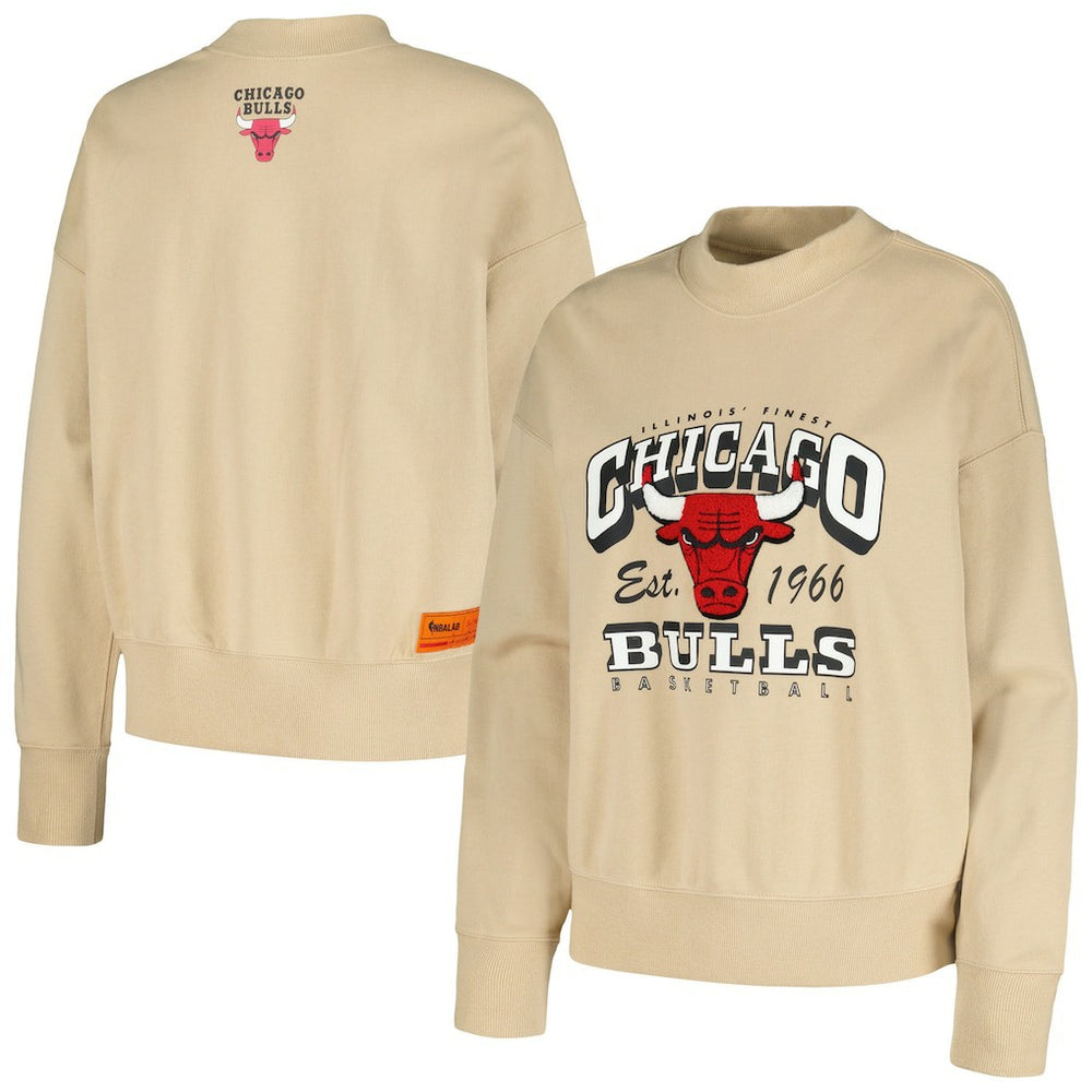 Chicago Bulls Qore Women's Oversized Cozy Mock Neck Pullover Sweatshirt Cream - NBA