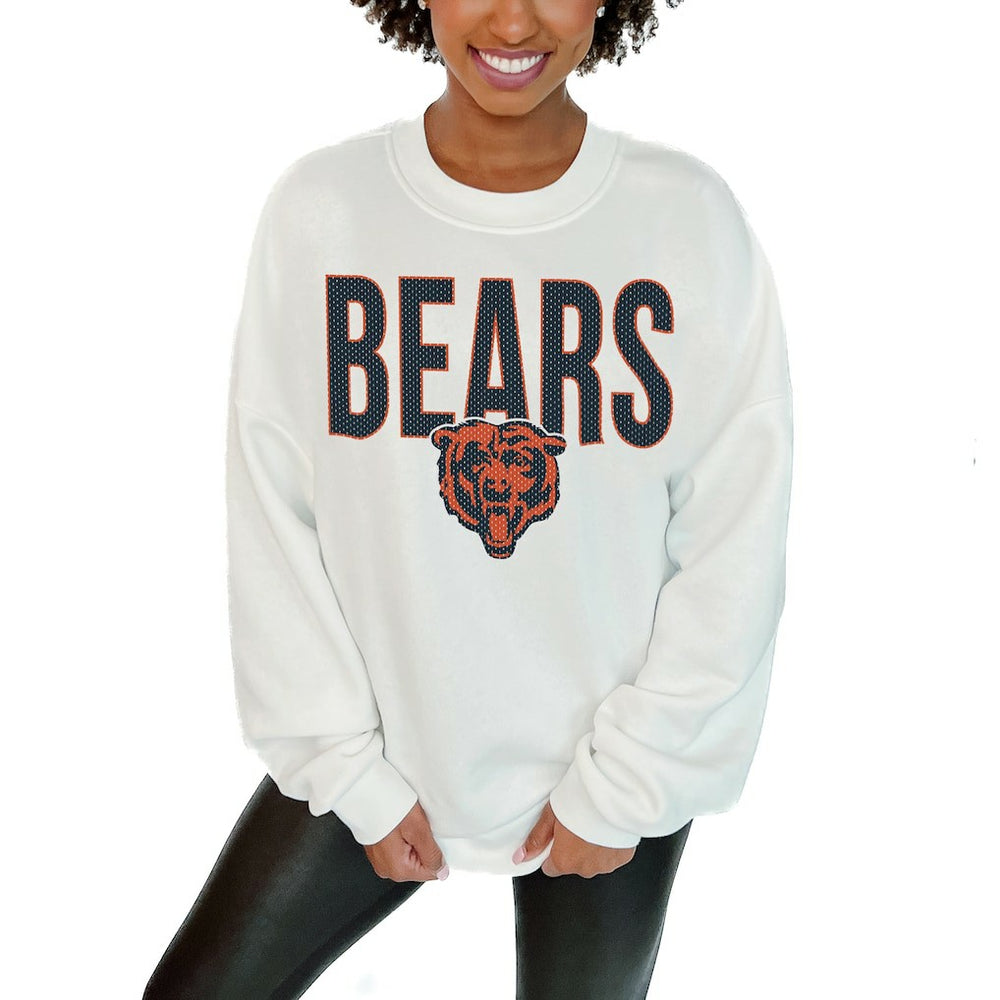 Chicago Bears Gameday Couture Women's Just Go With It Oversized Long Sleeve Crewneck Sweatshirt – White | NFL