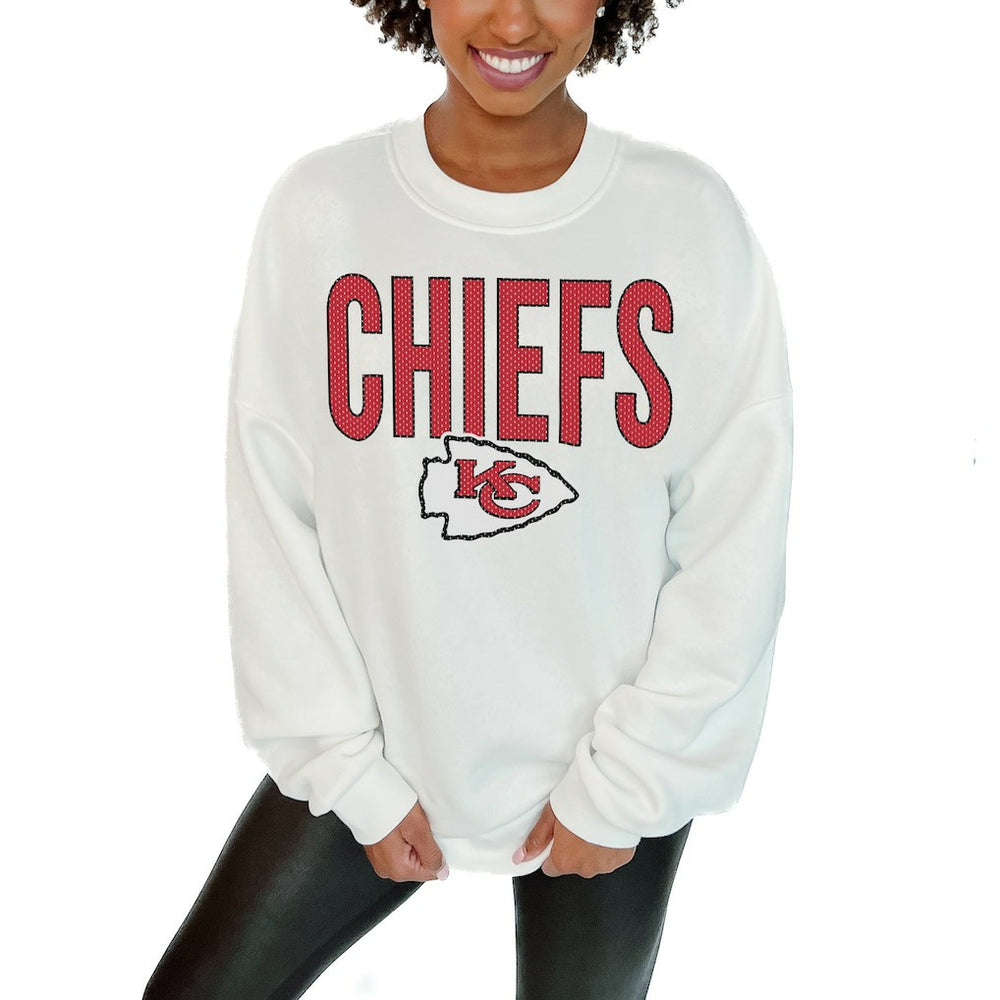 Kansas City Chiefs Gameday Couture Women's Just Go With It Oversized Long Sleeve Crewneck Sweatshirt – White | NFL