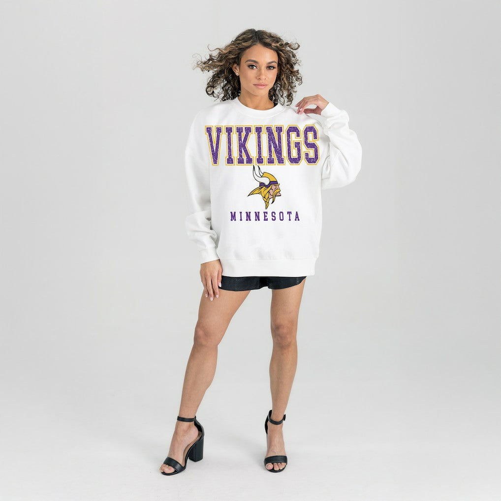Minnesota Vikings Gameday Couture Women's Sunday Drives Oversized Crewneck Pullover Sweatshirt – White | NFL