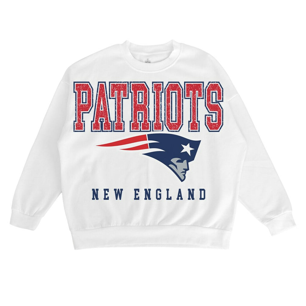 New England Patriots Gameday Couture Women's Sunday Drives Oversized Crewneck Pullover Sweatshirt – White | NFL